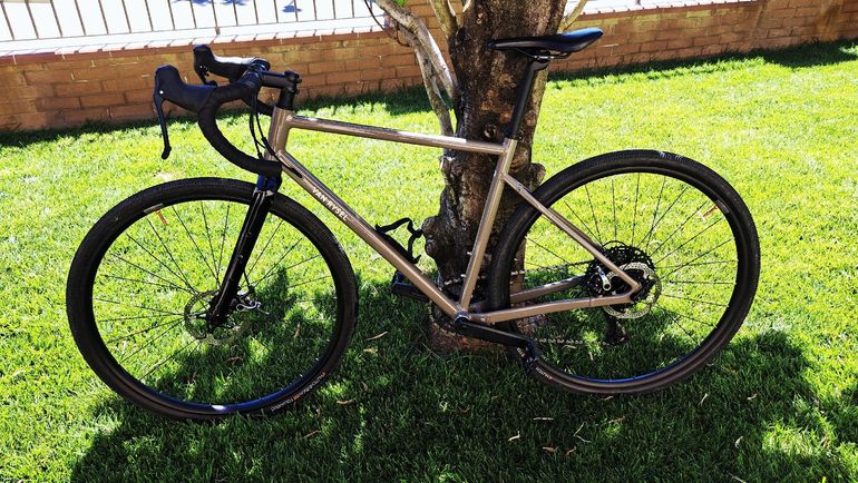 Used Van rysel Gravelbike GRVL AF Microshift Sword Braun 2025 2025 Road & Gravel, Light Gray — image 2 of 8