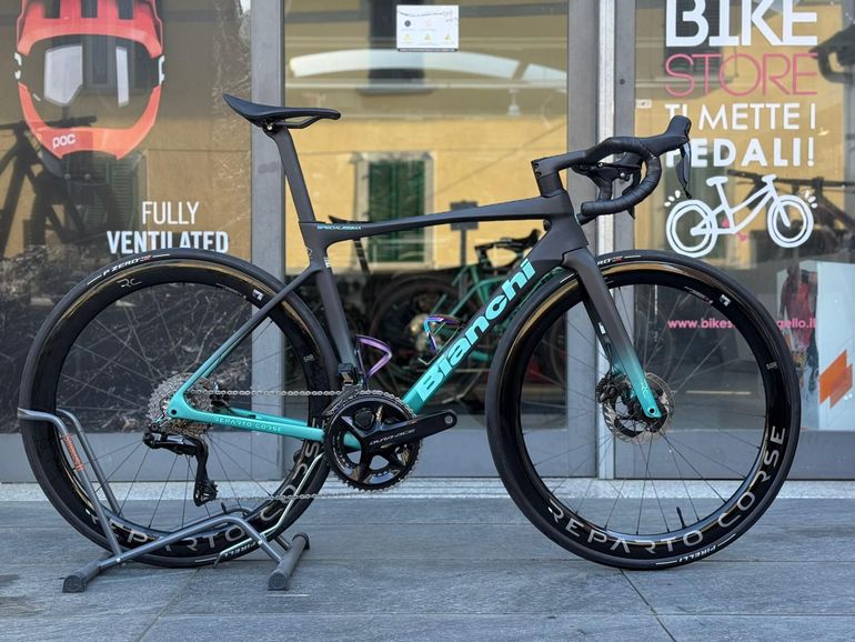 Used Bianchi Specialissima RC Durace Di2 2025 2025 Road & Gravel, Black — image 1 of 4