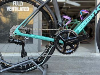 Used Bianchi Specialissima RC Durace Di2 2025 2025 Road & Gravel, Black — image 2 of 4