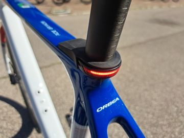Gebrauchtes Orbea GAIN M30i 2025 2025 Road & Gravel, Weiß — Bild 2 von 7