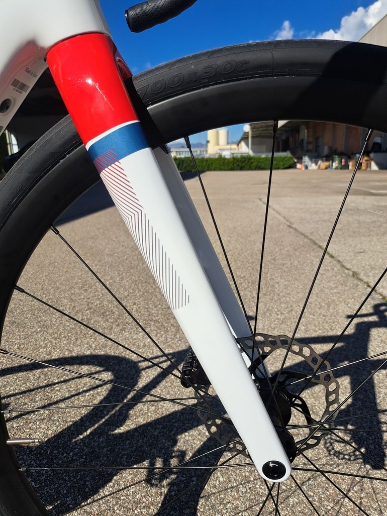 Used Orbea GAIN M30i 2025 2025 Road & Gravel, White — image 3 of 7