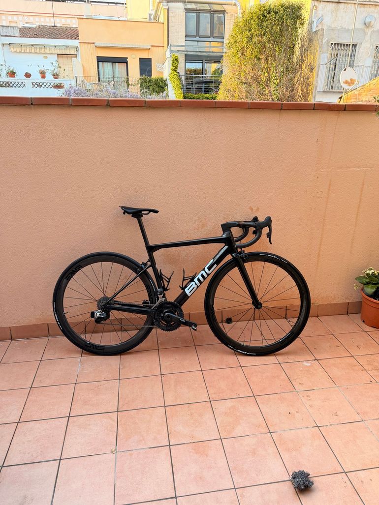 Used BMC Teammachine SRAM Red eTap AXS 2017 Road & Gravel, Black — image 10 of 10