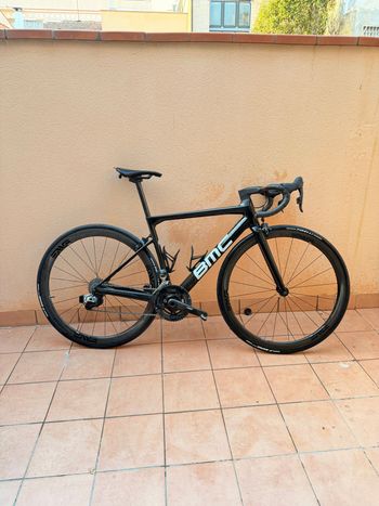 Used BMC Teammachine SRAM Red eTap AXS 2017 Road & Gravel, Black — image 3 of 10