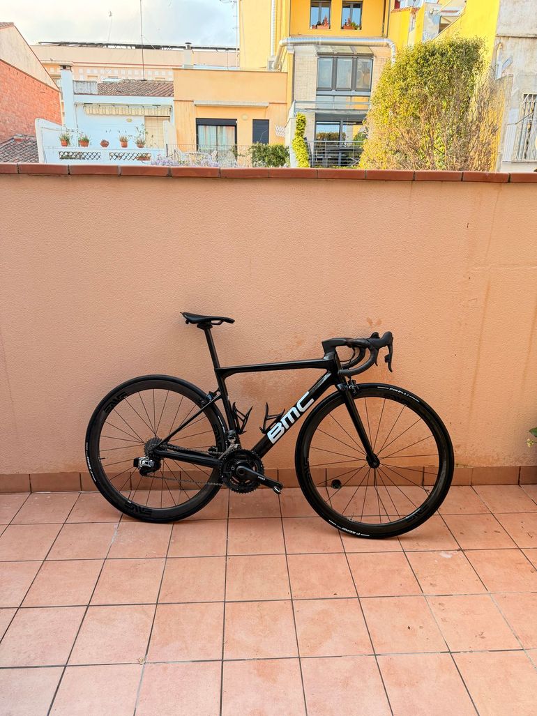 Used BMC Teammachine SRAM Red eTap AXS 2017 Road & Gravel, Black — image 2 of 10