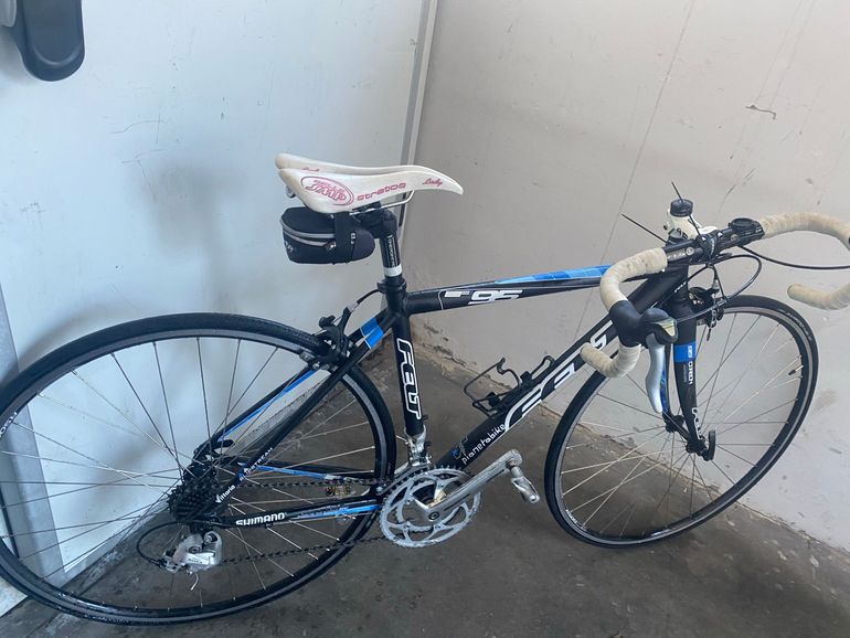 Used garmin felt Garmin felt Custom Shimano 105 2010 Road & Gravel, Blue — image 11 of 23