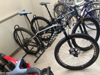 Used Canyon Lux Trail CF 7 2024 2024 Mountainbike, Bianco — image 2 of 8