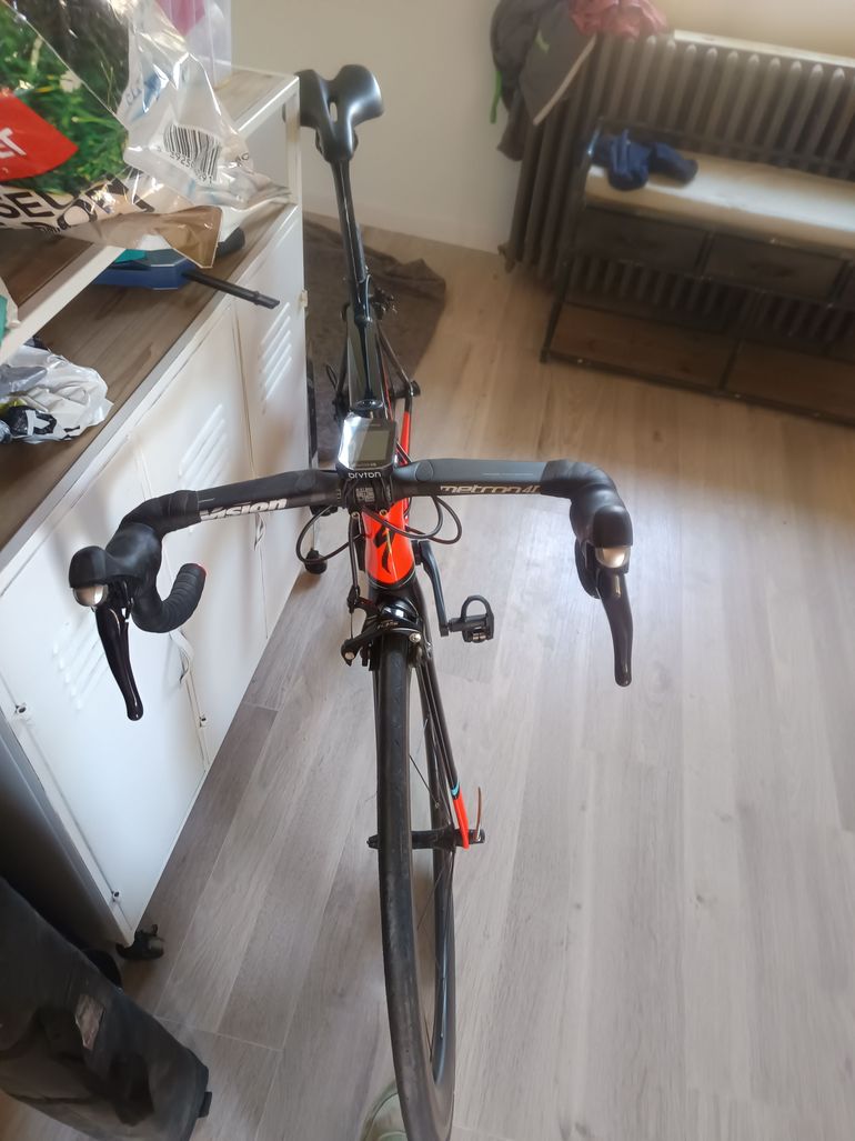 Used Specialized Venge Elite 2018 2018 Road & Gravel — image 1 of 5
