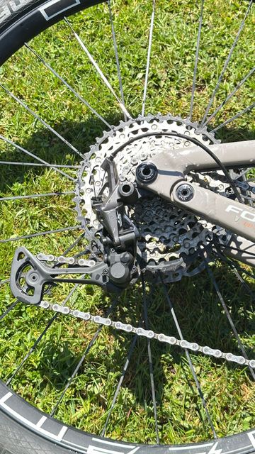 Used Focus SAM² 6.9 2023 2023 Mountainbike, Light Gray, 29 — image 3 of 21