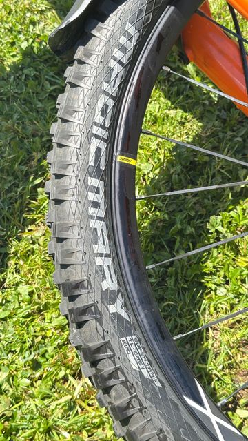 Used Focus SAM² 6.9 2023 2023 Mountainbike, Light Gray, 29 — image 16 of 21