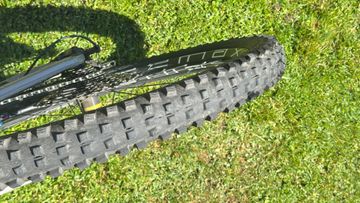 Used Focus SAM² 6.9 2023 2023 Mountainbike, Light Gray, 29 — image 18 of 21