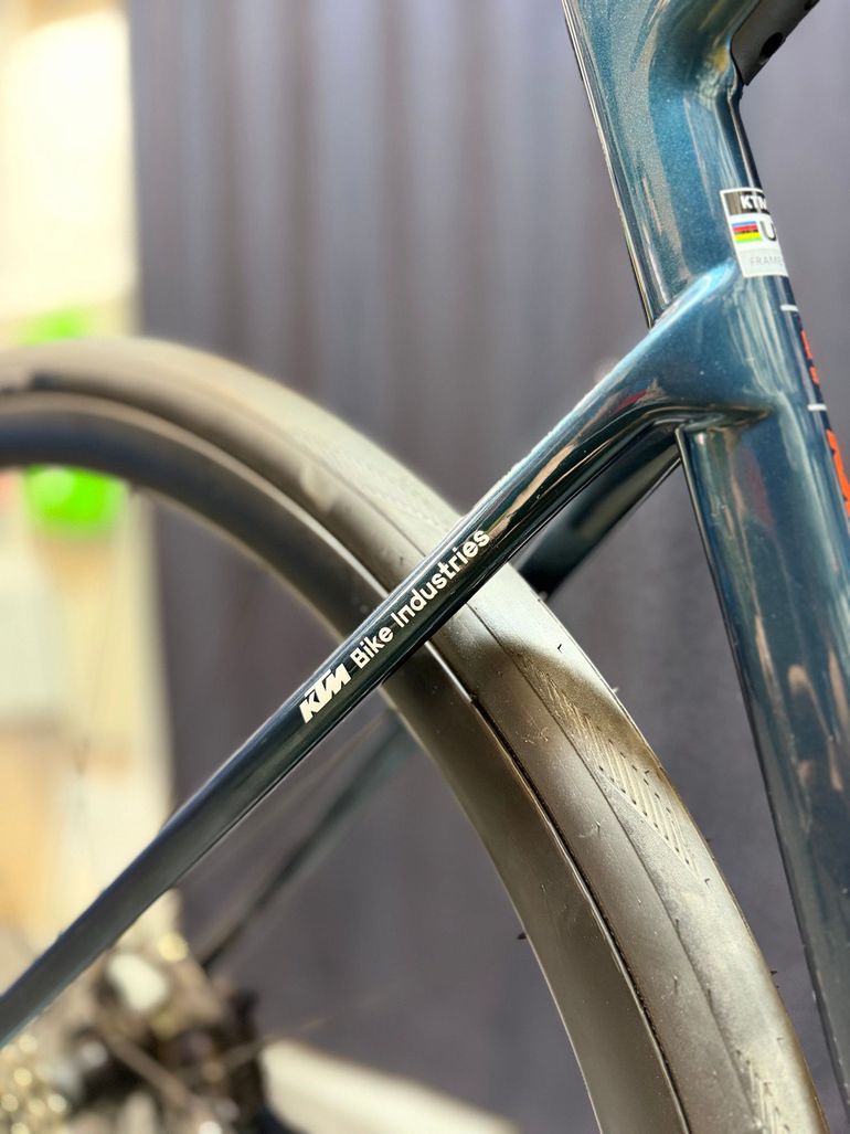Used KTM REVELATOR ALTO MASTER 2026 2026 Road & Gravel, Blue — image 11 of 12
