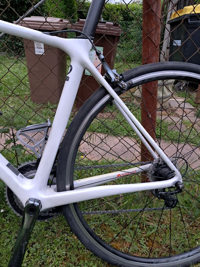 Used Giant TCR Advanced 3 2020 2020 Road & Gravel — image 4 of 7