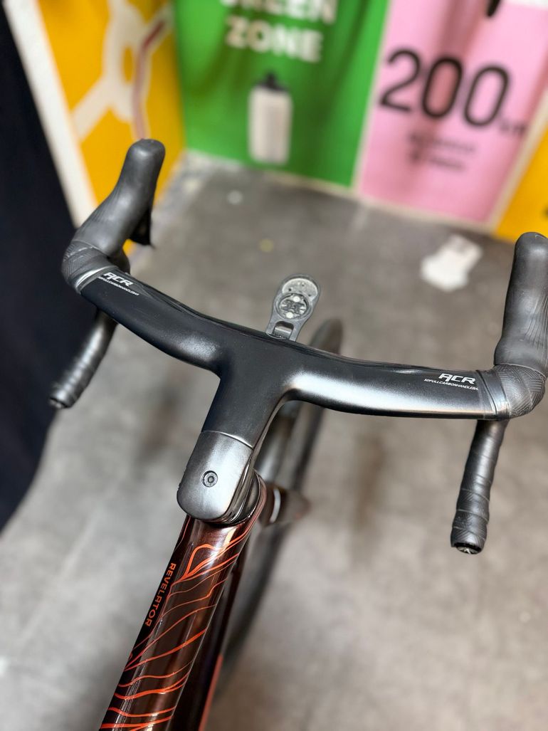 Used KTM REVELATOR ALTO EXONIC 2025 2025 Road & Gravel, Orange — image 6 of 11