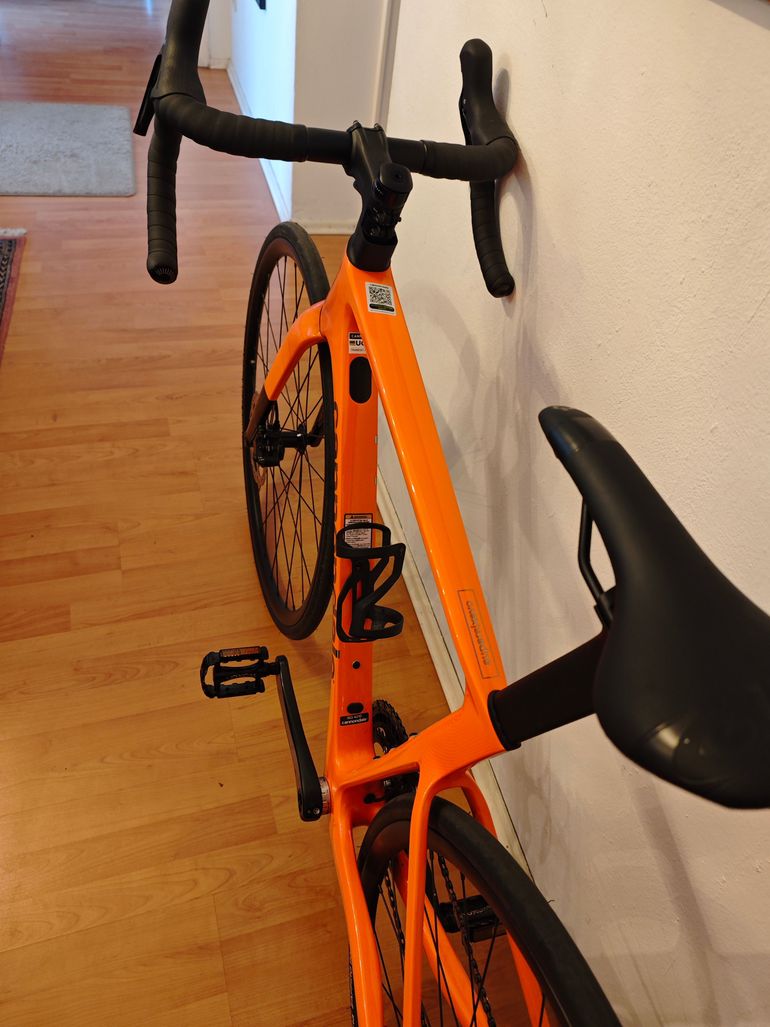 Used Cannondale SuperSix EVO 4 2025 2025 Road & Gravel, Orange — image 3 of 7