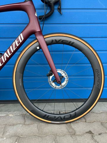 Used Specialized Roubaix 2022 2022 Road & Gravel, Red — image 2 of 9