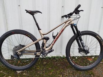 Used Lapierre Zesty AM CF 7.9 2022 2022 Mountainbike — image 3 of 3