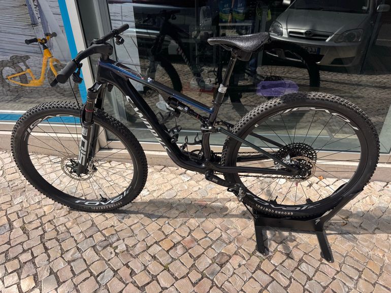 Used Specialized S-Works Epic 8 - SRAM XX AXS, RockShox Ultimate Flight Attendant 2024 2024 Mountainbike — image 9 of 14