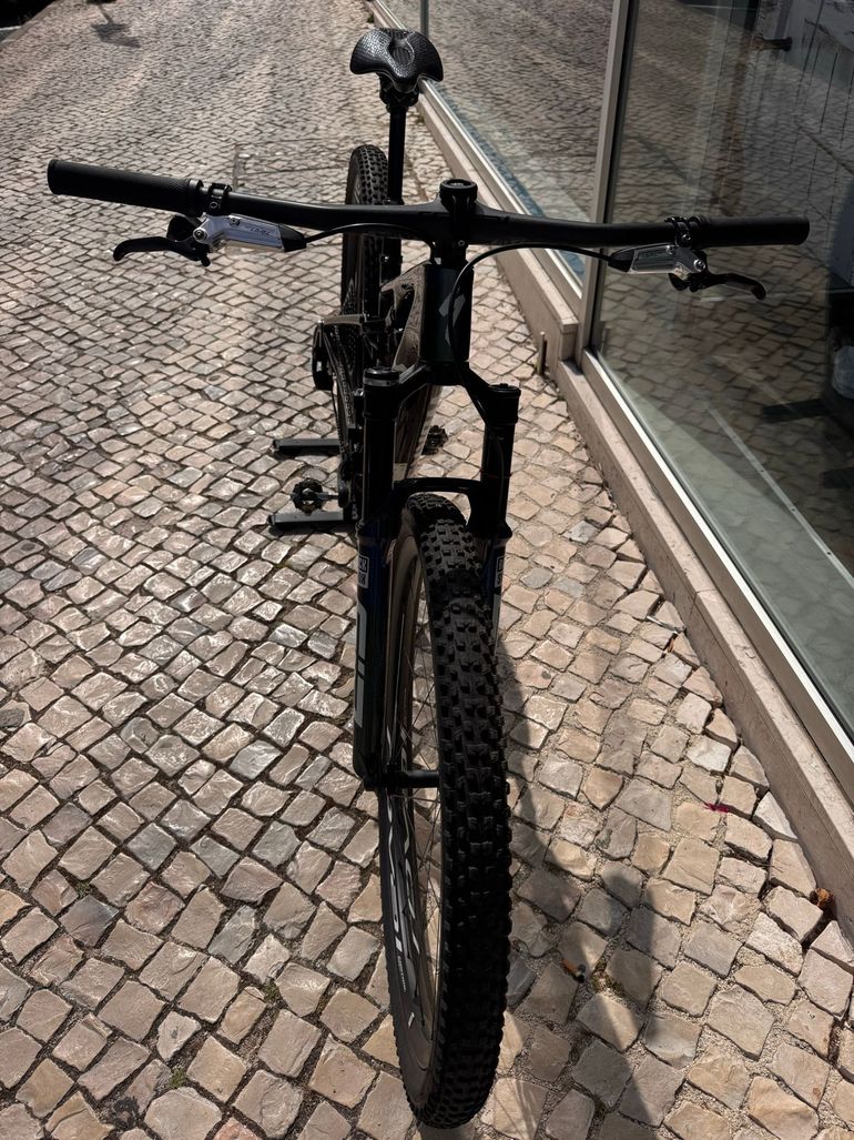 Used Specialized S-Works Epic 8 - SRAM XX AXS, RockShox Ultimate Flight Attendant 2024 2024 Mountainbike — image 6 of 14