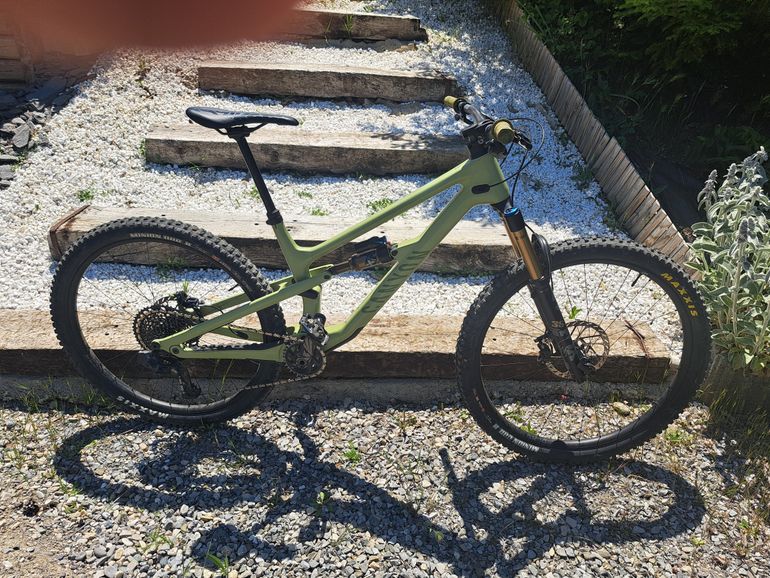 Used Canyon Canyon Spectral 125 CF9 2023 Mountainbike — image 1 of 5