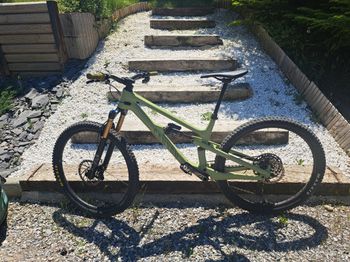 Used Canyon Canyon Spectral 125 CF9 2023 Mountainbike — image 2 of 5