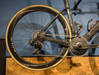 Used Factor OSTRO VAM - SRAM Force w/ Power Meter 2025 2025 Road & Gravel — image 3 of 5