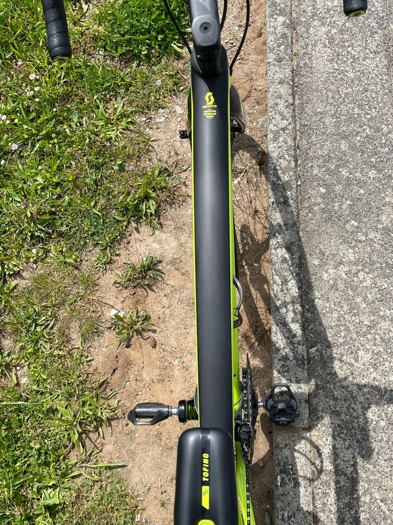 Used Scott Addict RC 10 disc 2019 2019 Road & Gravel, Green — image 2 of 8