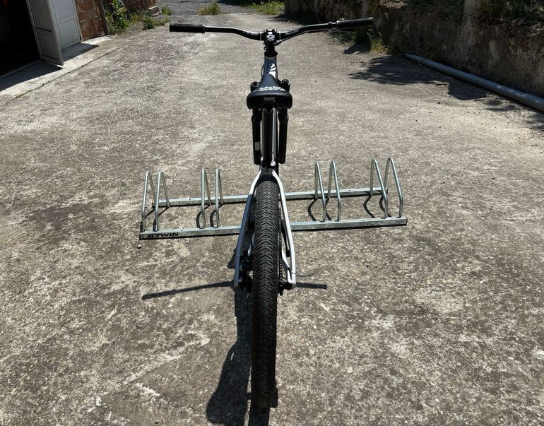 Used Rose THE BRUCE 1 2022 2022 Mountainbike, Light Gray, 26 — image 7 of 13