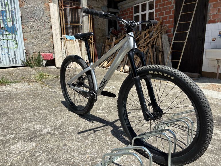 Used Rose THE BRUCE 1 2022 2022 Mountainbike, Light Gray, 26 — image 2 of 13