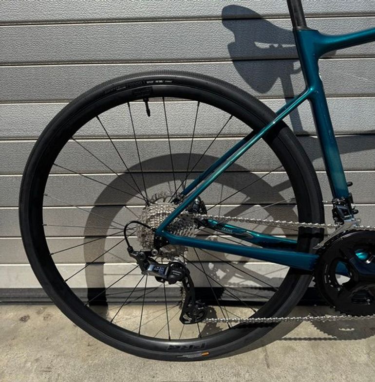 Used Liv Avail Advanced 1 Dark Jade 2022 Road & Gravel, Verde — image 2 of 5