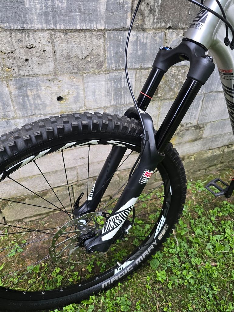 Used Commencal META AM SRAM GX 2016 Mountainbike — image 4 of 6