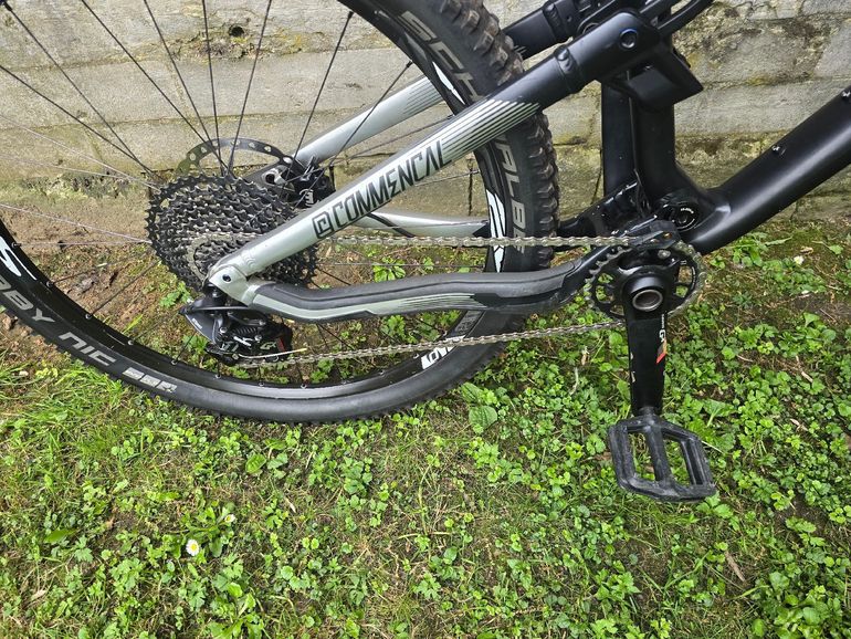 Used Commencal META AM SRAM GX 2016 Mountainbike — image 5 of 6