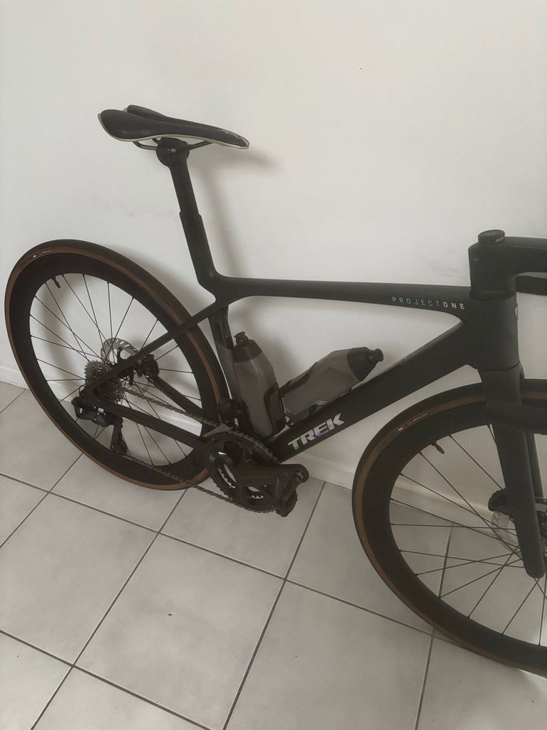 Used Trek Madone SLR 7 Gen 8 2025 2025 Road & Gravel — image 1 of 5