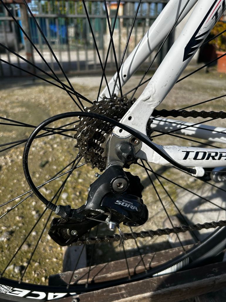 Used Torpado Torpado Custom Shimano Sora 2020 Road & Gravel, White — image 4 of 15