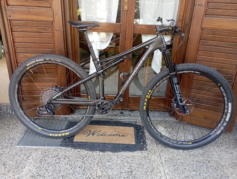 Used Specialized Men's S-Works Epic 2019 2019 Mountainbike, Negro — image 1 of 12