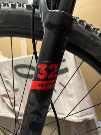 Used Orbea Orbea Oiz H30 M 2021 2021 Mountainbike, Rosso — image 5 of 11