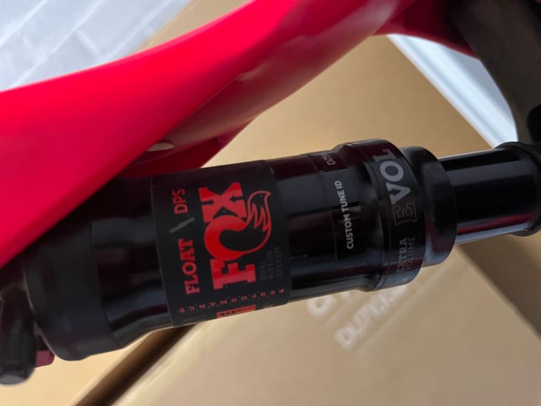 Used Orbea Orbea Oiz H30 M 2021 2021 Mountainbike, Rosso — image 6 of 11