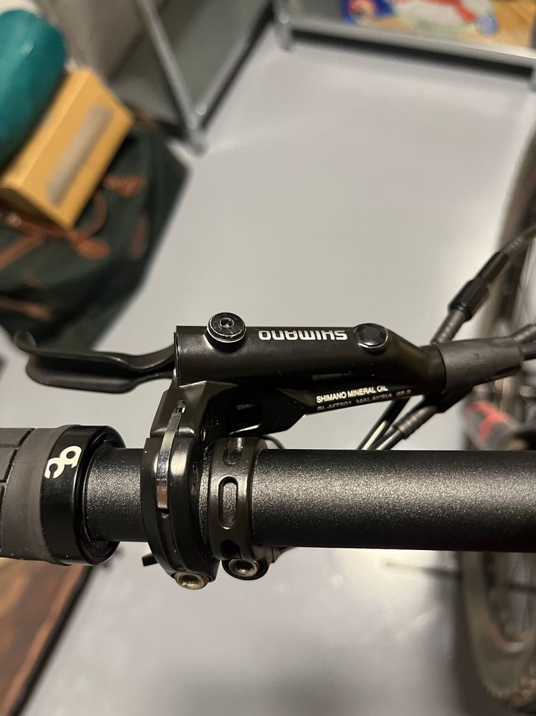Used Orbea Orbea Oiz H30 M 2021 2021 Mountainbike, Rosso — image 8 of 11