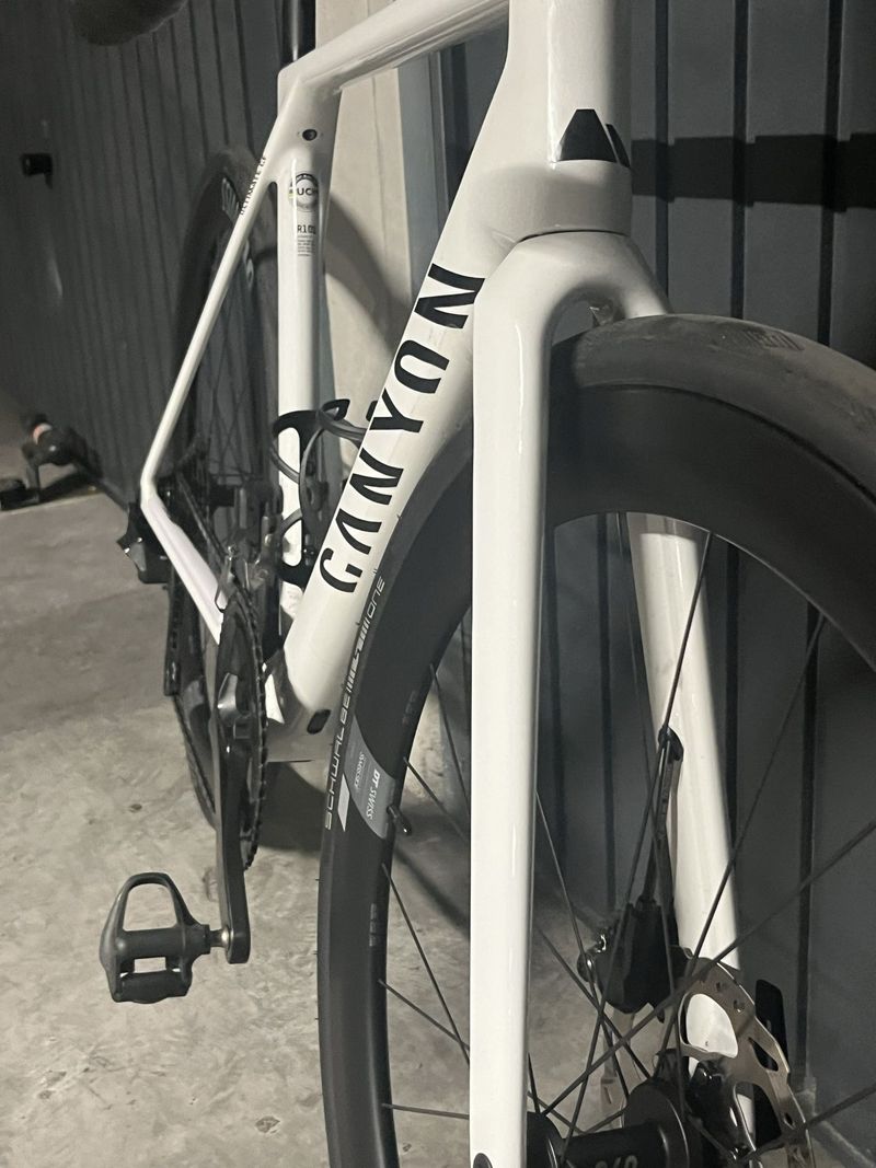 Used Canyon Ultimate CF 7 2026 2026 Road & Gravel, White — image 6 of 9