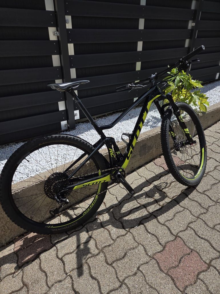 Used Scott Spark 900 Pro 2019 Mountainbike, Black — image 1 of 8