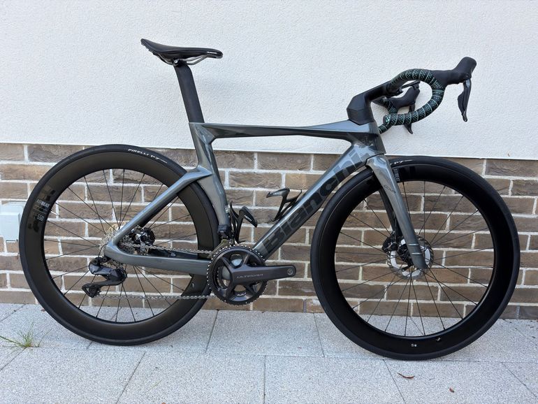 Used Bianchi Oltre Shimano Ultegra Di2 2024 Road & Gravel, Light Gray — image 1 of 19