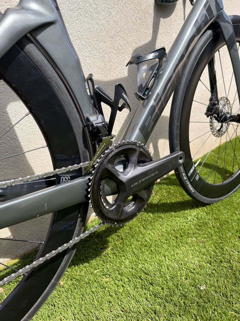 Used Bianchi Oltre Shimano Ultegra Di2 2024 Road & Gravel, Gris claro — image 7 of 7