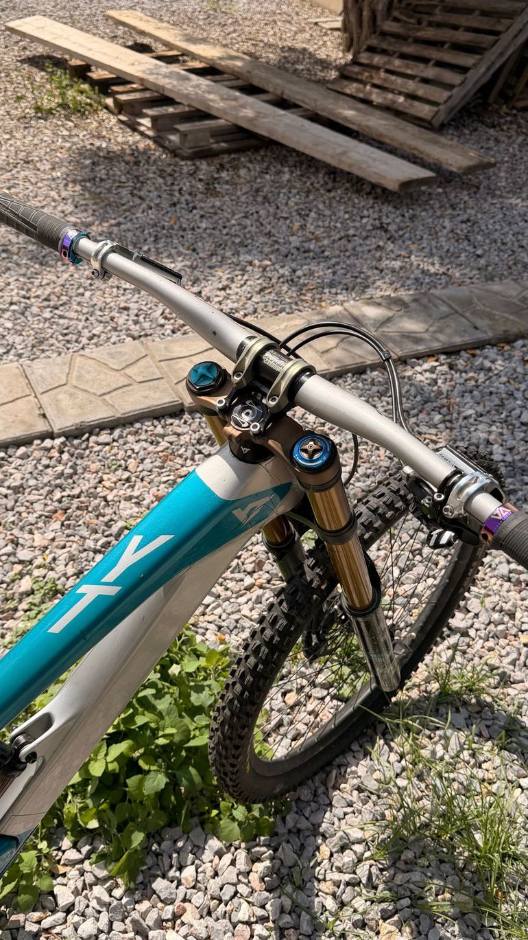 Used YT Industries Tues SRAM X0 2019 Mountainbike, Blu — image 7 of 11