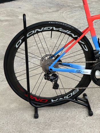 Used Colnago Colnago Custom Campagnolo Super Record EPS 2023 Road & Gravel — image 5 of 8