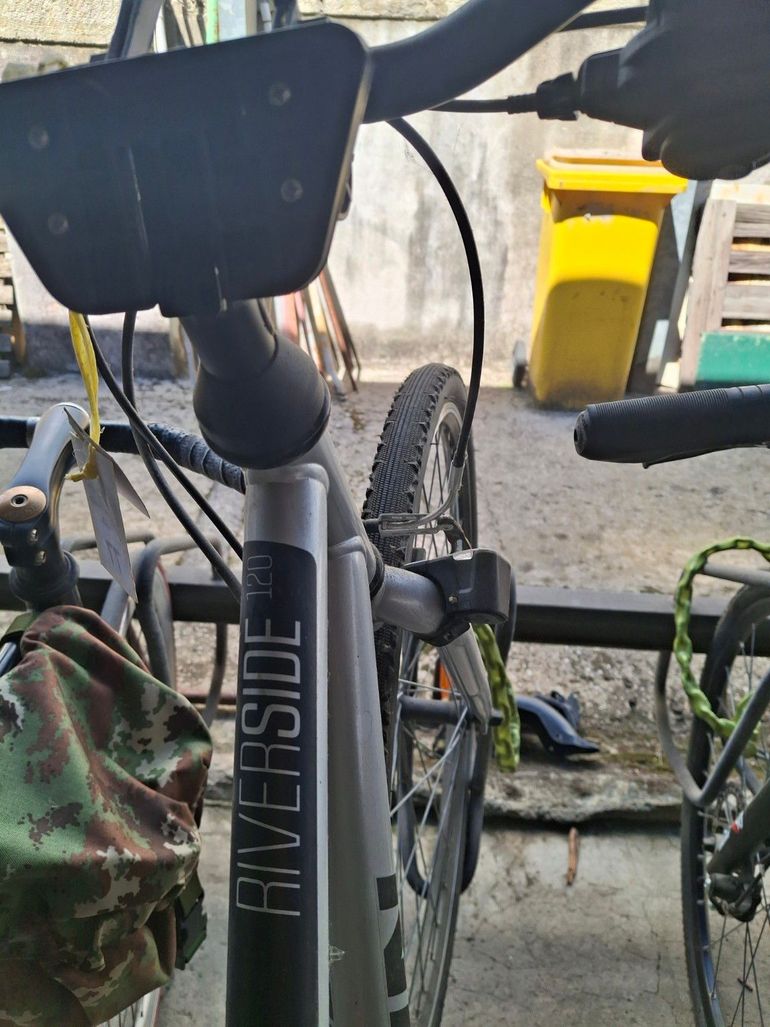 Used RIVERSIDE Hybrid Bike 120 2024 2024 Urban — image 1 of 4
