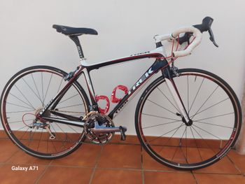 Used Trek Madone Shimano Ultegra 2009 Road & Gravel