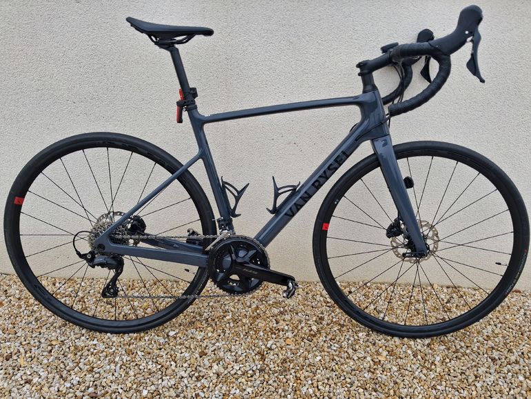 Used Van rysel Van rysel Custom Shimano 105 2025 Road & Gravel — image 1 of 7