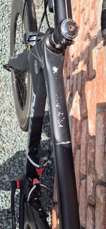 Used Pinarello Dogma F10 Rim Ultegra Di2 Bike 2020 2020 Road & Gravel, Nero — image 5 of 7