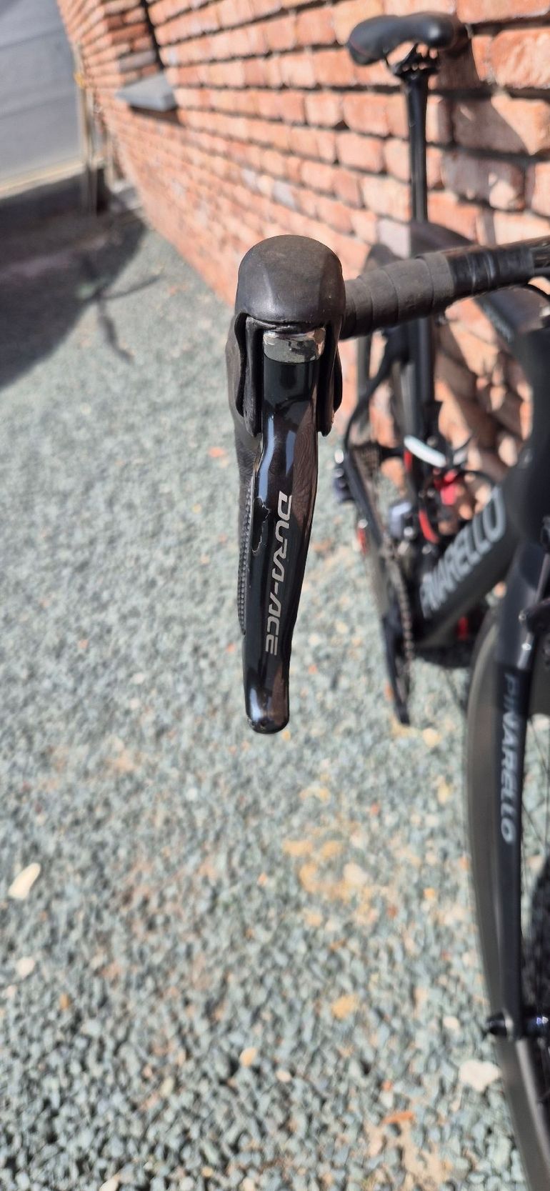 Used Pinarello Dogma F10 Rim Ultegra Di2 Bike 2020 2020 Road & Gravel, Nero — image 6 of 7