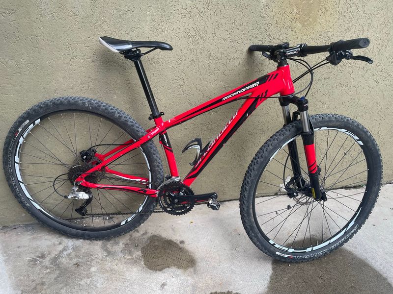 Used Specialized Rockhopper Shimano Deore XT 2016 Mountainbike, Red — image 5 of 5