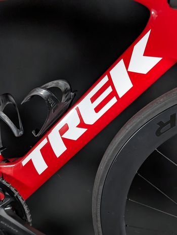 Used Trek Madone SLR 7 Gen 7 2024 2024 Road & Gravel — image 15 of 21